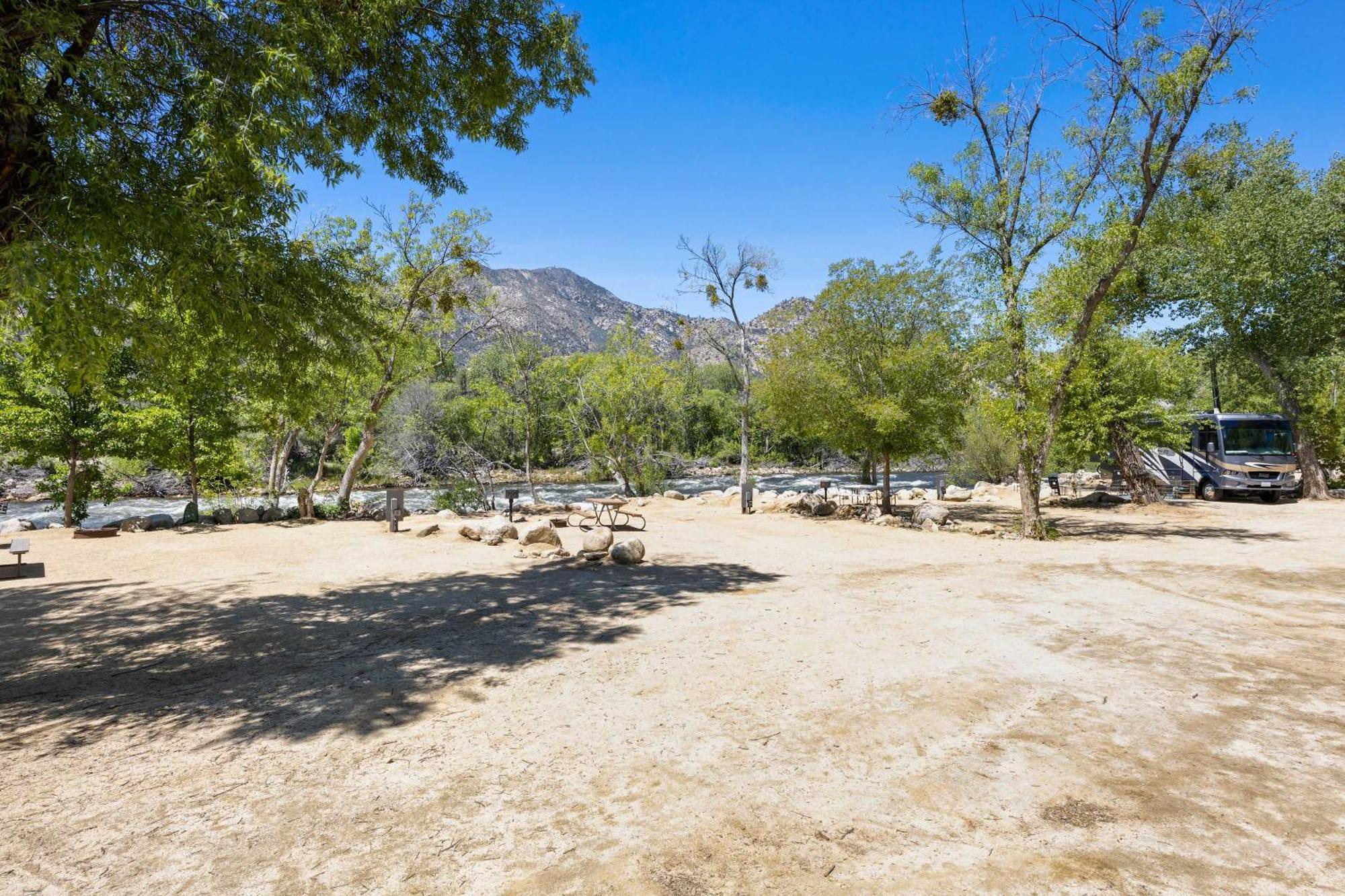 Deluxe Little Cabin 2 Min Stroll To Kern River Kernville Buitenkant foto